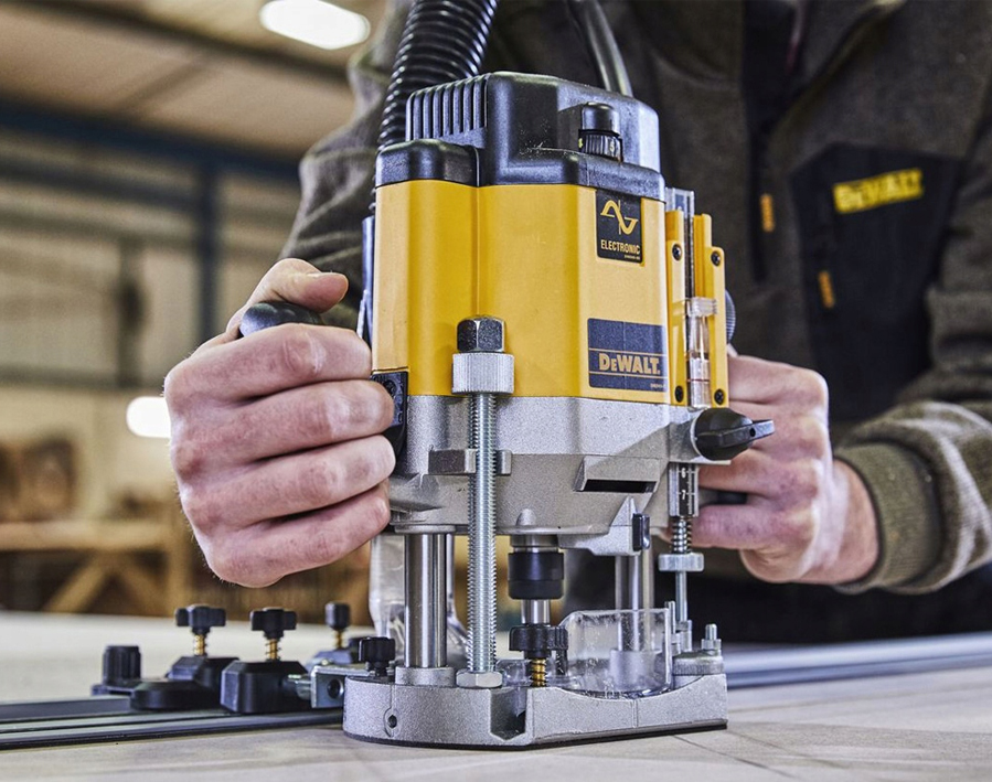 Elettrofresatrice DWE625 