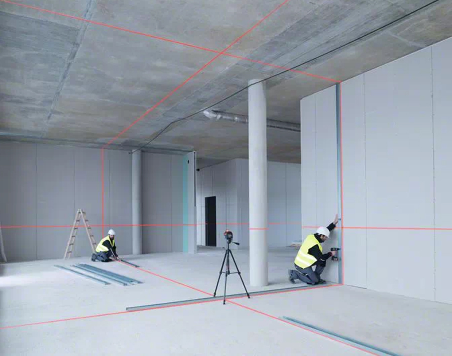 Livella laser a proiezione di linee GLL 3-80  Professional + treppiede BT 150 