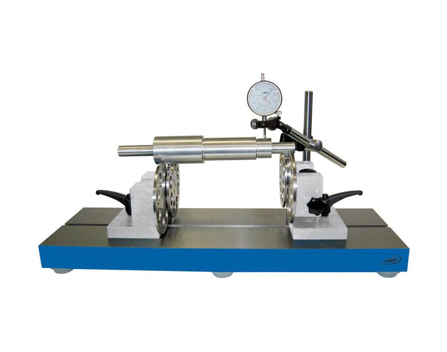 Rundlaufprüfgerät mit Scheibenböcken