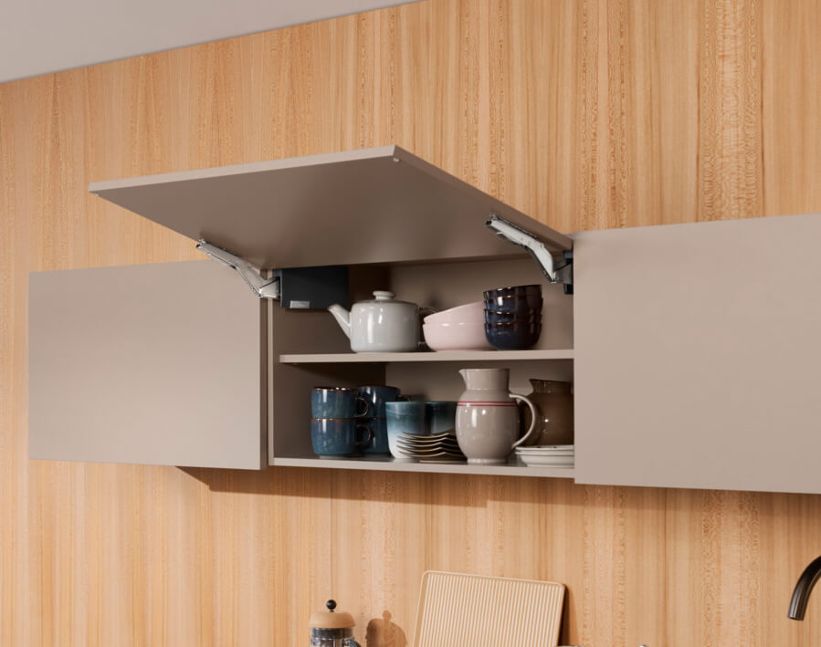 AVENTOS HK top