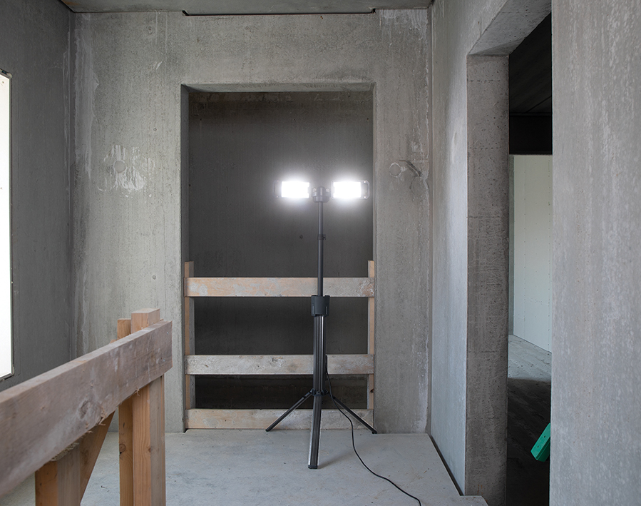 Akku-LED-Klappbaustrahler TOWER 5 CONNECT