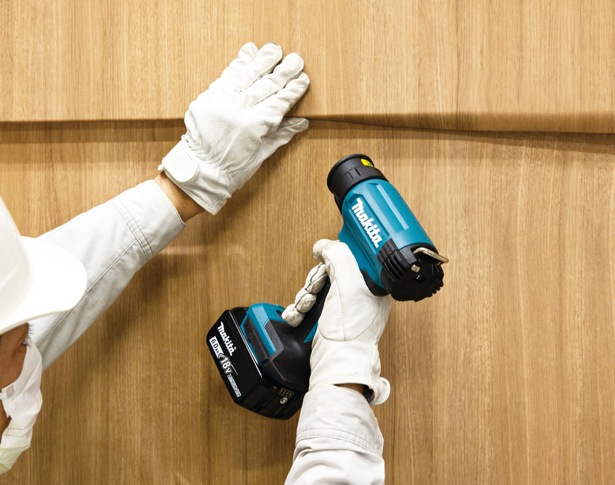 Termosoffiatore a batteria DHG181ZJ 