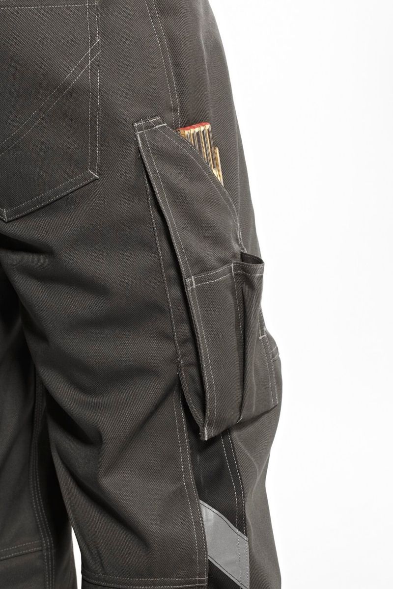 Pantaloni con tasche sulle cosce UNIQUE antracite scuro/nero