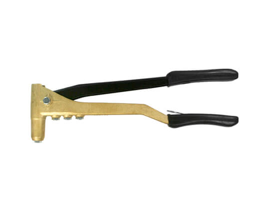 Rivettatrice per rivetti a strappo K14