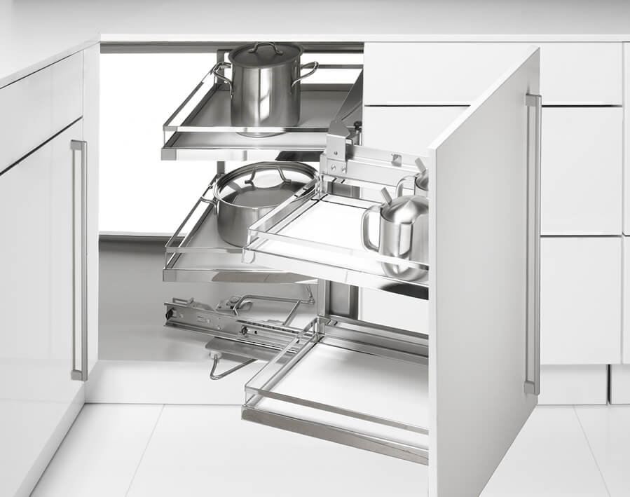 Dispositivo di estrazione e rotazione per mobili ad angolo Moving Corner