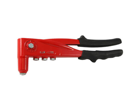 Rivettatrice per rivetti a strappo K39